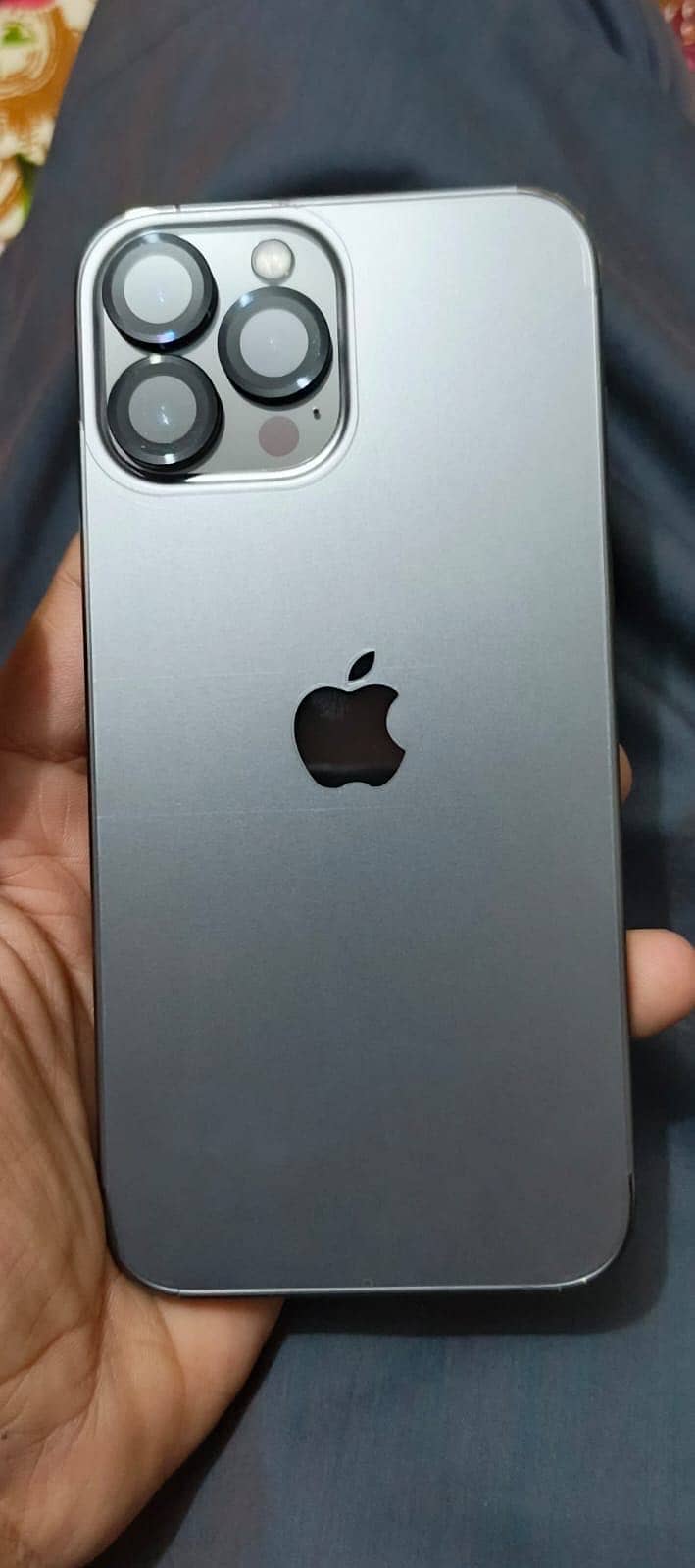 iPhone 13 pro max 1