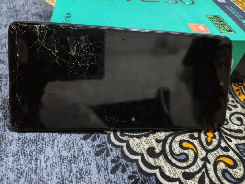 INFINIX NOTE 30 3