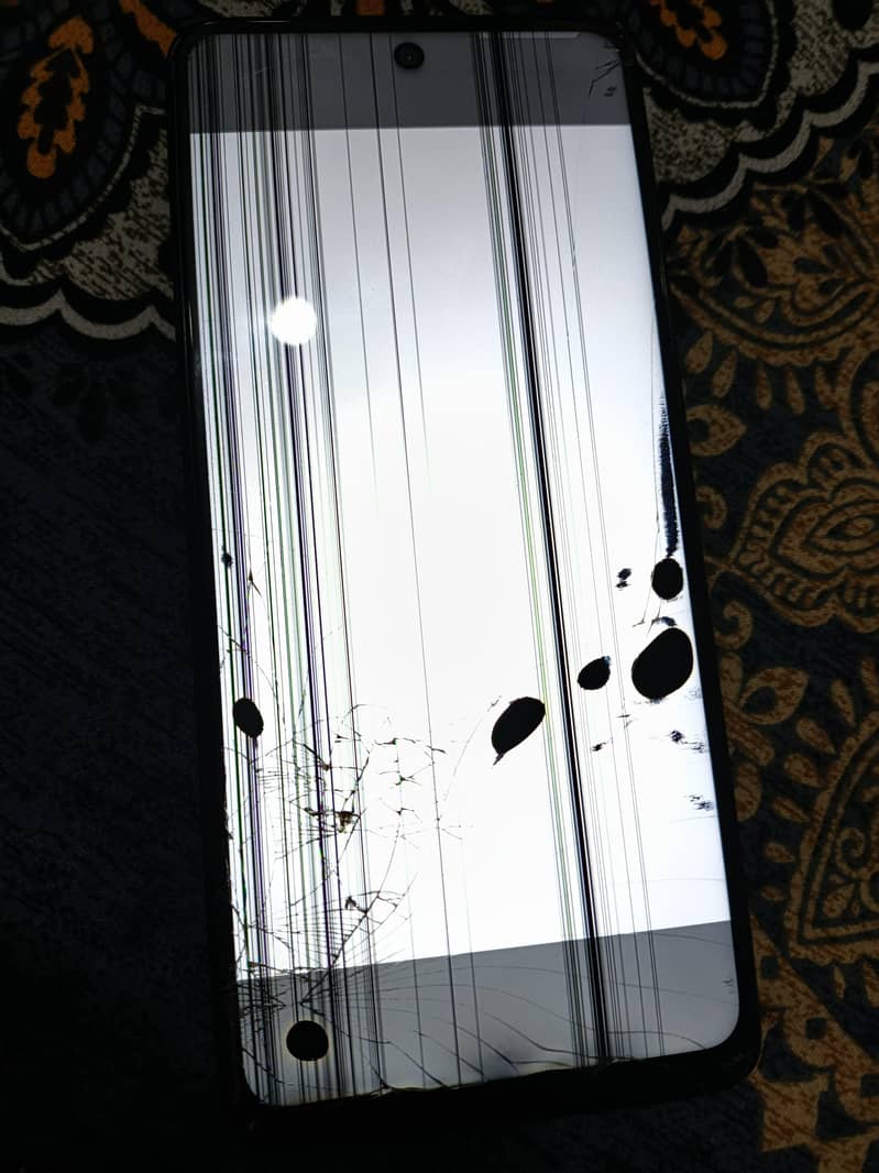 INFINIX NOTE 30 7