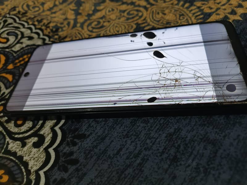 INFINIX NOTE 30 9
