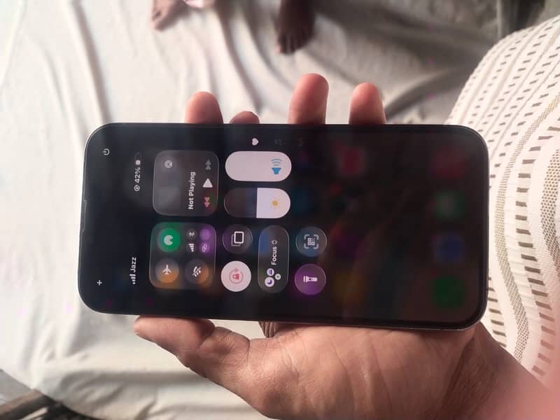 iPhone 13 Pro Max 8