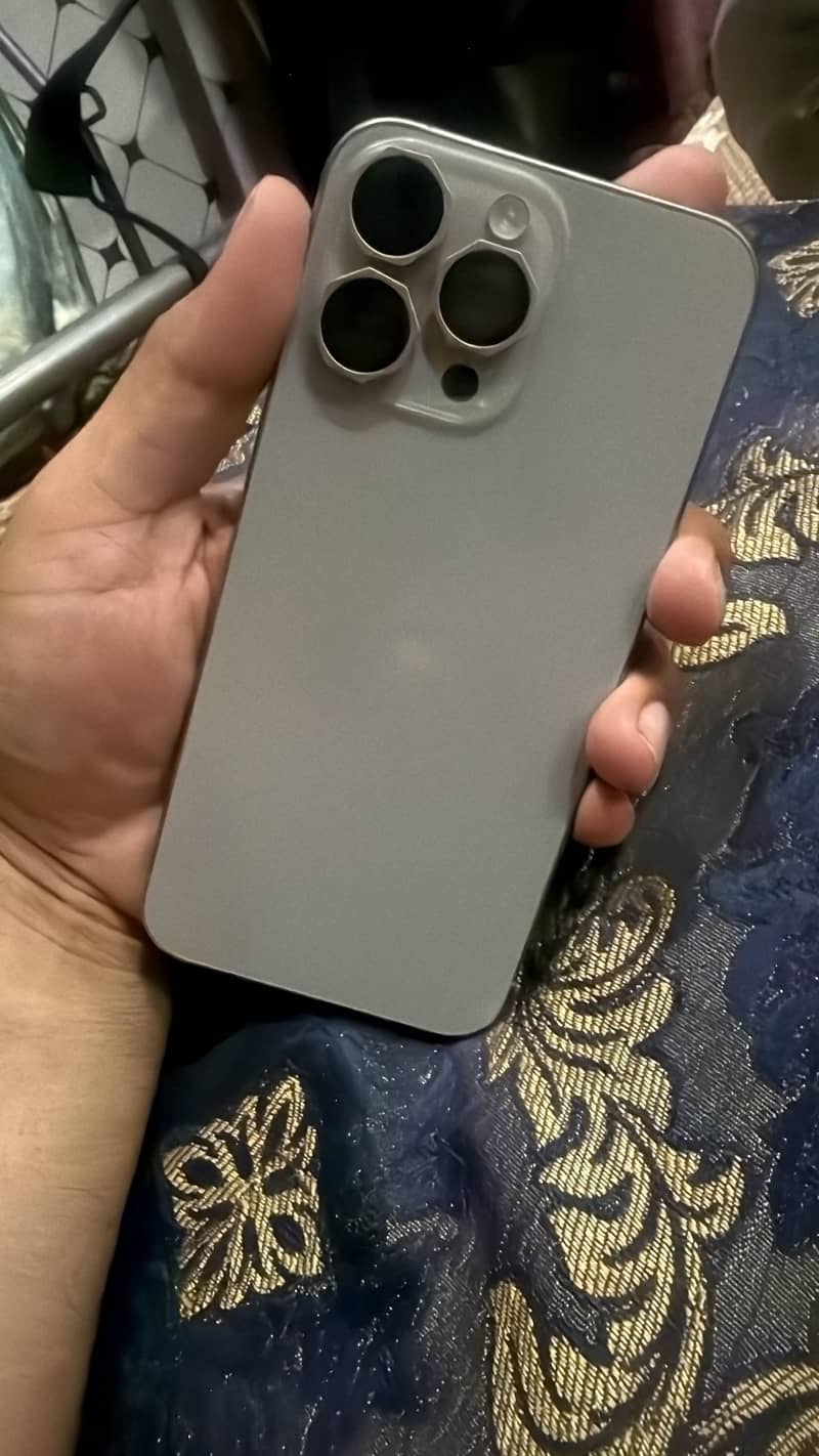 Iphone15  pro max jv 1