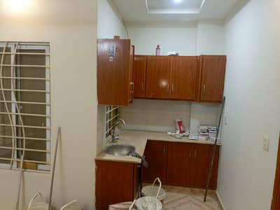 Family Apartment / Flat For Rent in Phase 4B Ghauri Town