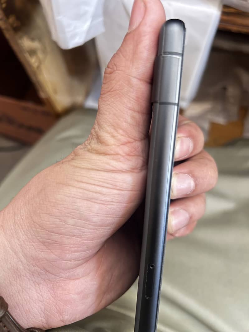 Google pixel. 7a 6