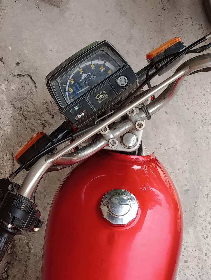 Unique ud 70 4