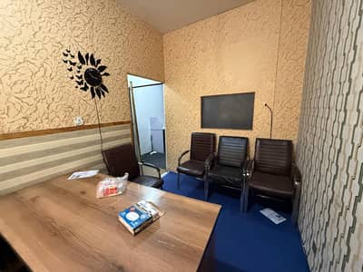 400 Sq Ft Office For Rent on Main Boulevard Gulberg Lahore