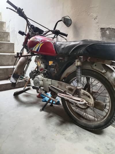 Suzuki Motorcycle 110cc R. S 70000
