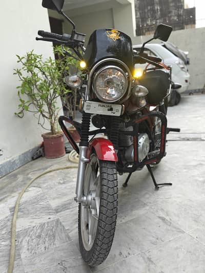 Suzuki | GS 150 | Special Edition | Model 2021 | Good Condition |