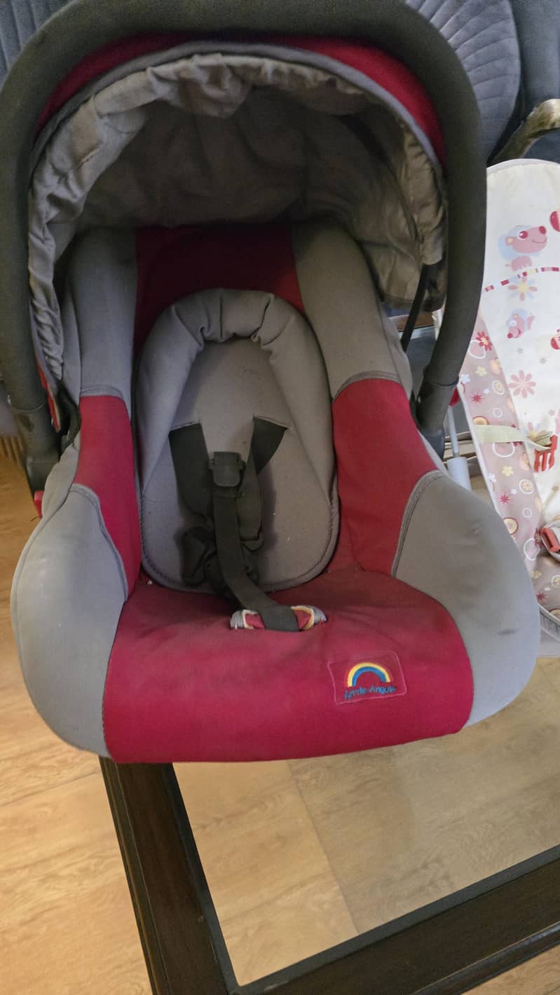 carry cot two available 3