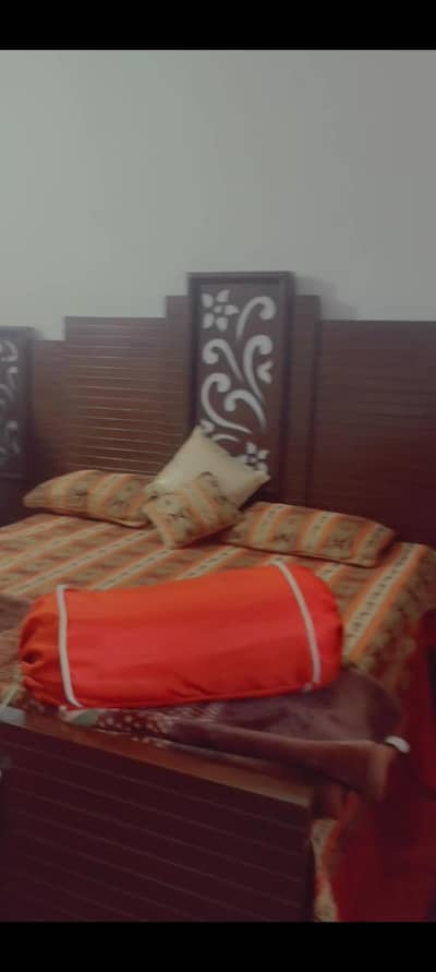 Bed Set, Bed, Dressing Table, side tables, center tables