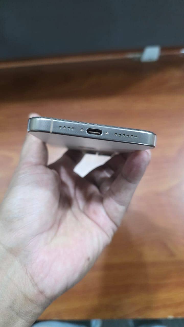 Iphone 16 Pro Max 2