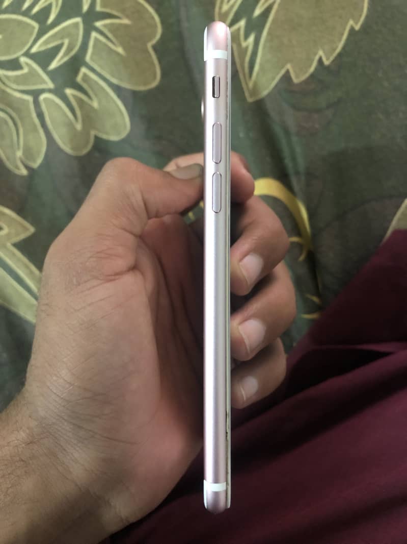iPhone 7 2