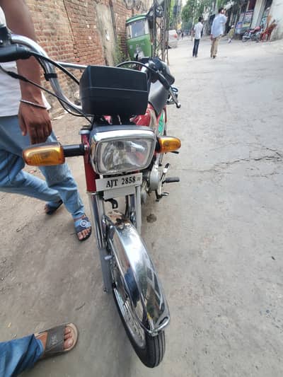 Honda CD 70 Year 2022