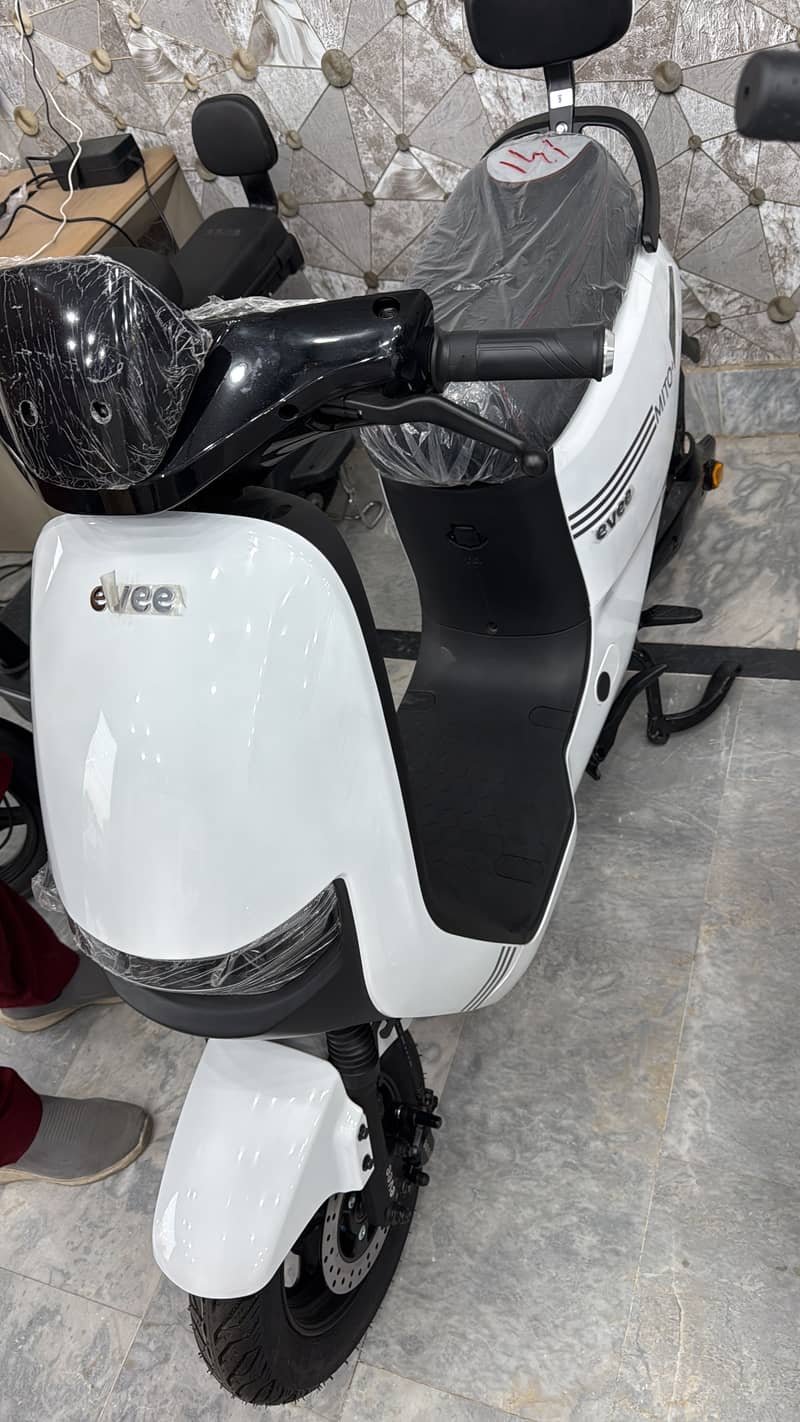 Evee Mito Plus 1