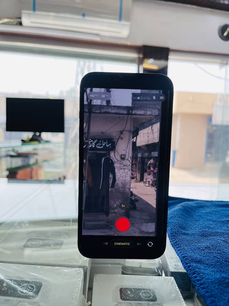 Iphone 13 pro 4