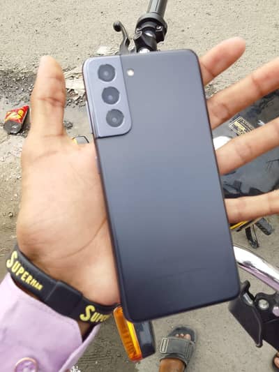s21 hai 8 128 all okay geniune 10 by 10