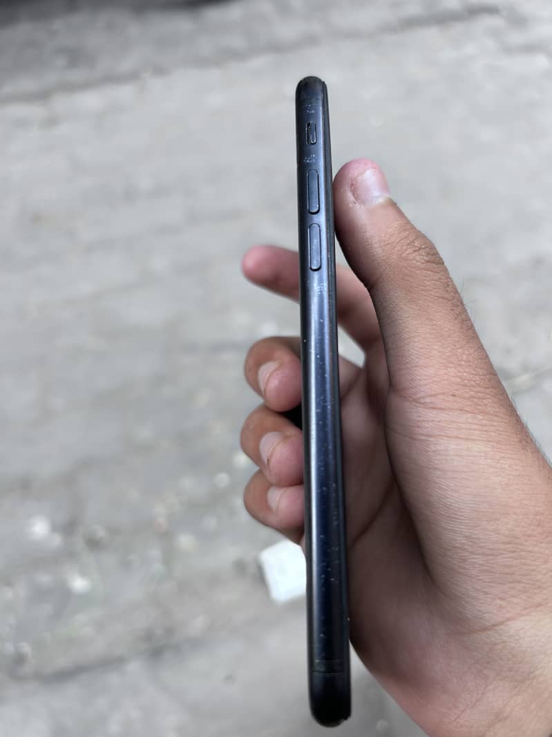 iPhone SE 2second generation jv 0