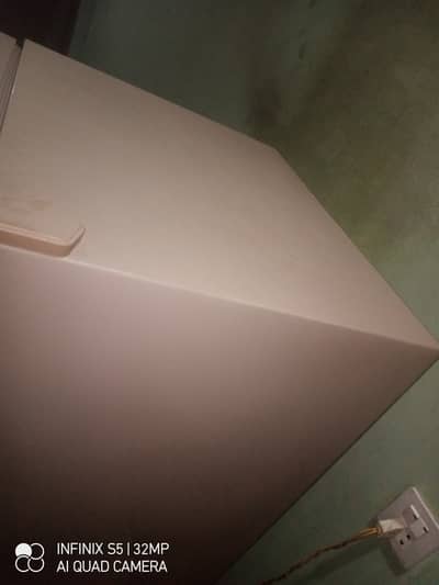 Dawlance Fridge in Good Condition