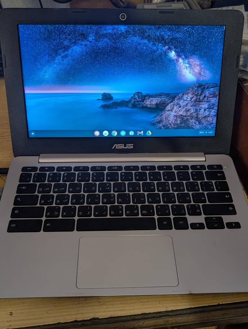 Chromebook 0