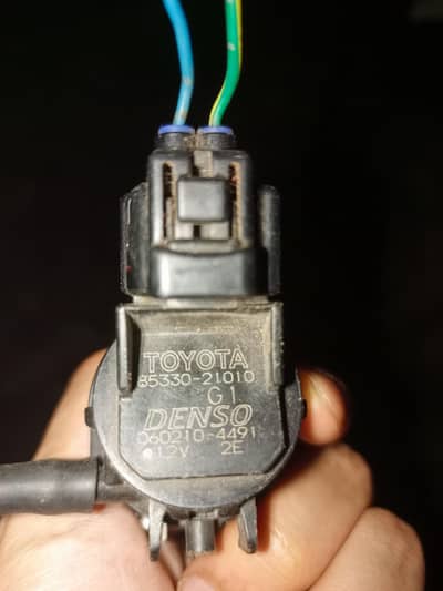 Toyota denso 12volt water pump