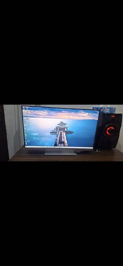 HP PC with hp Border less LCD