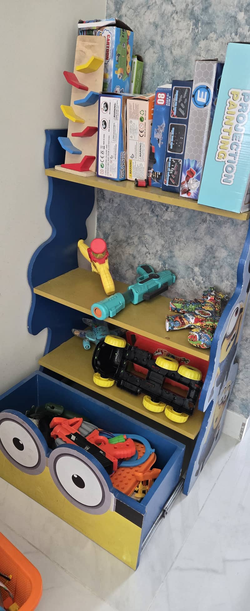 Toy rack 1