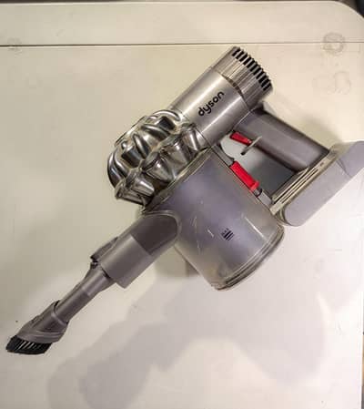 vacuum cleaner Dyson