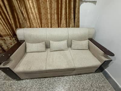 Elegant 5-Seater Living Room Sofa