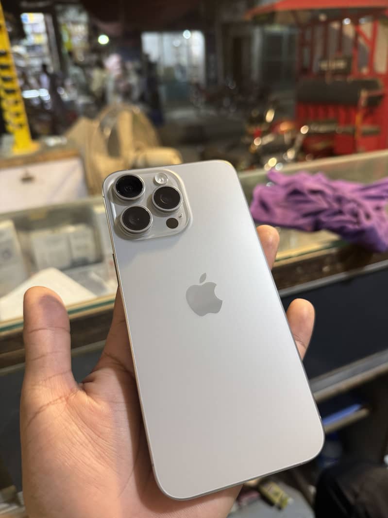 15 pro max 6