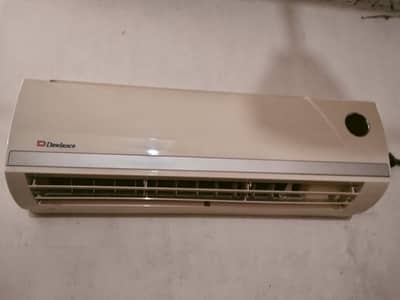 AC 1 ton Dawlance for sale