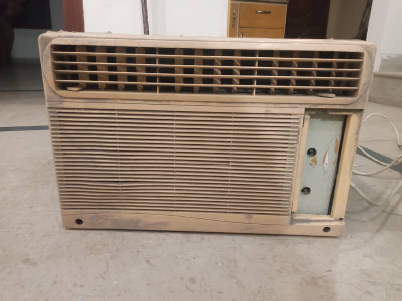 window ac 2