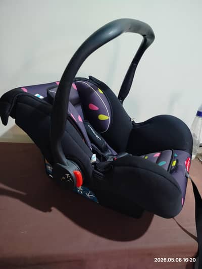 carry cot+car seat