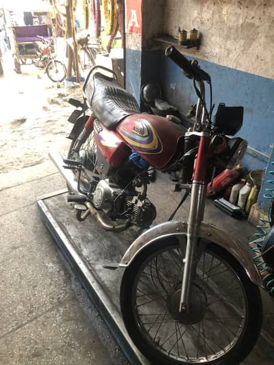 Honda cd 70 united total geniune