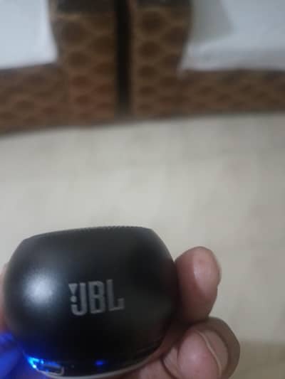 JBL speaker
