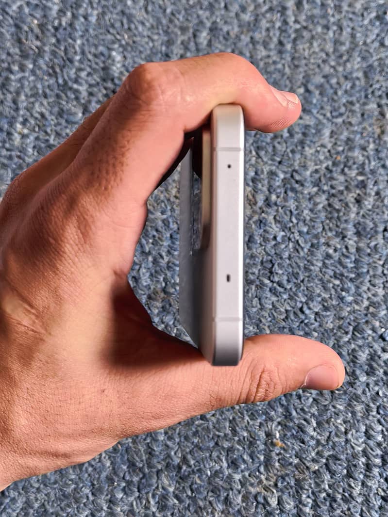 OnePlus 13s 5