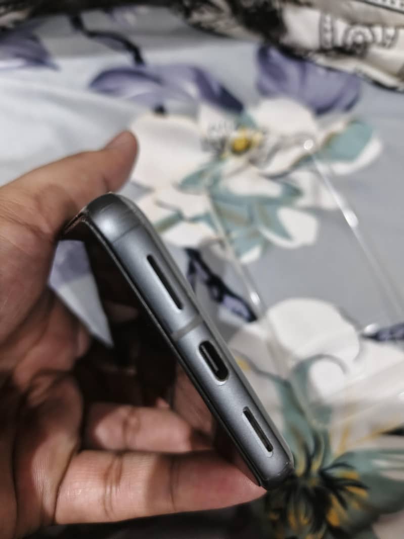 Google Pixel 8 2