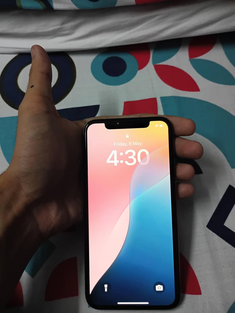 iphone xs 2