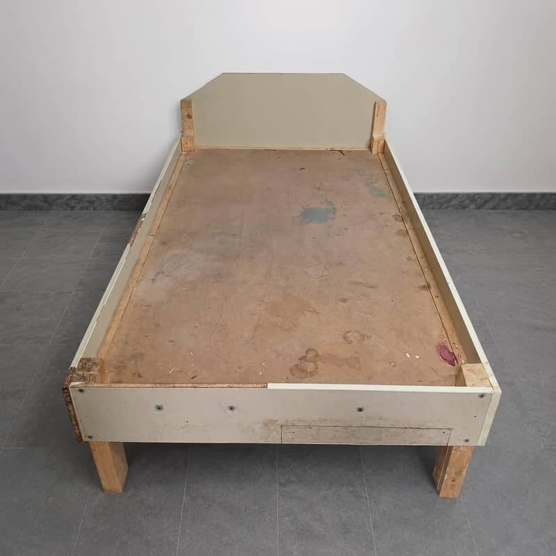 Single two beds 0