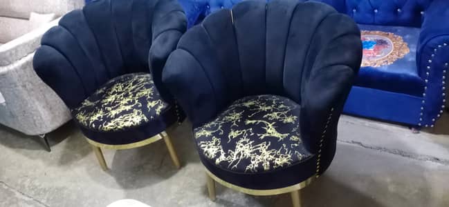 2 chairs 1 table set