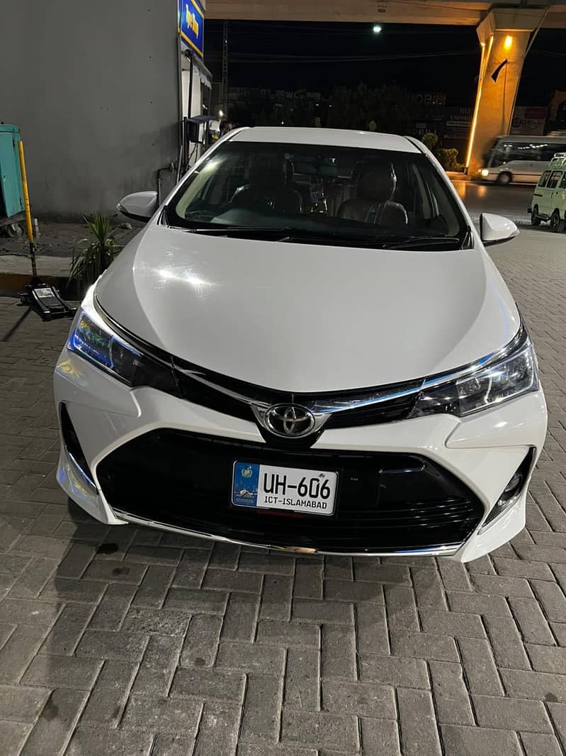 Corolla ALTIS 1.6 Automatic 4
