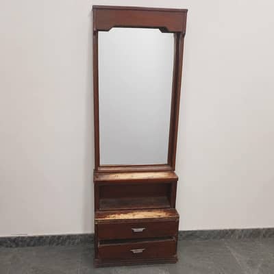 Dressing table
