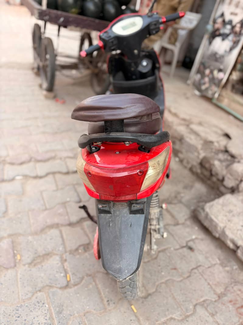 Y. J Future Mehran 5