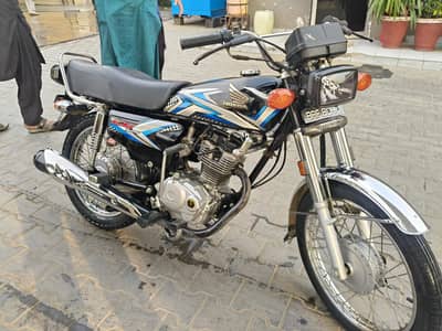 Honda 125 just 12,k driven 1st owner