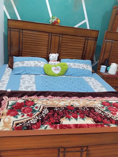 king size with side table & dressing