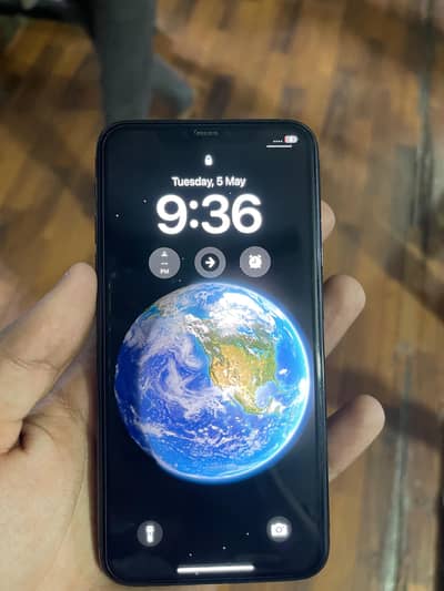 Iphone 11 pro Max 256 85 % battery health