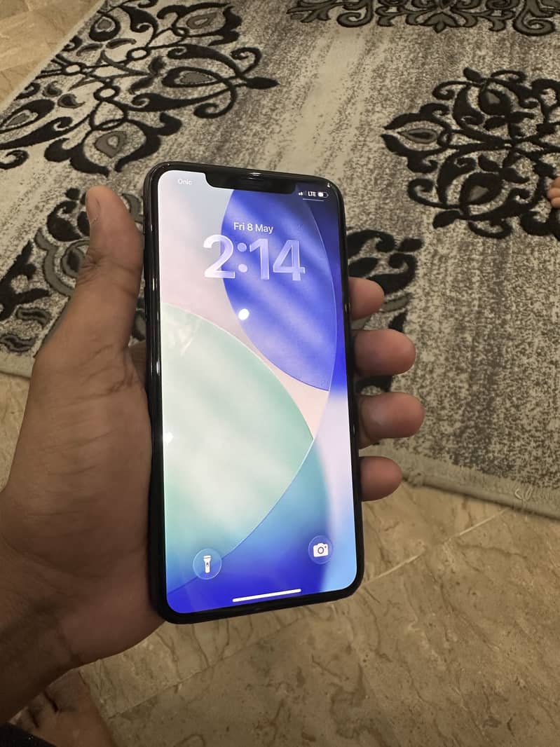 IPHONE 11Pro Max 4