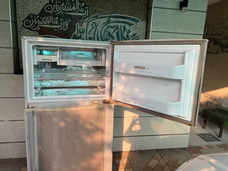 Dawlance Fridge 4
