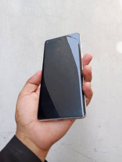 OnePlus 8 Line and dots As shown in pictures 8/128 pta approved
