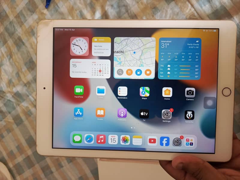 Ipad 5th generation 32gb 1