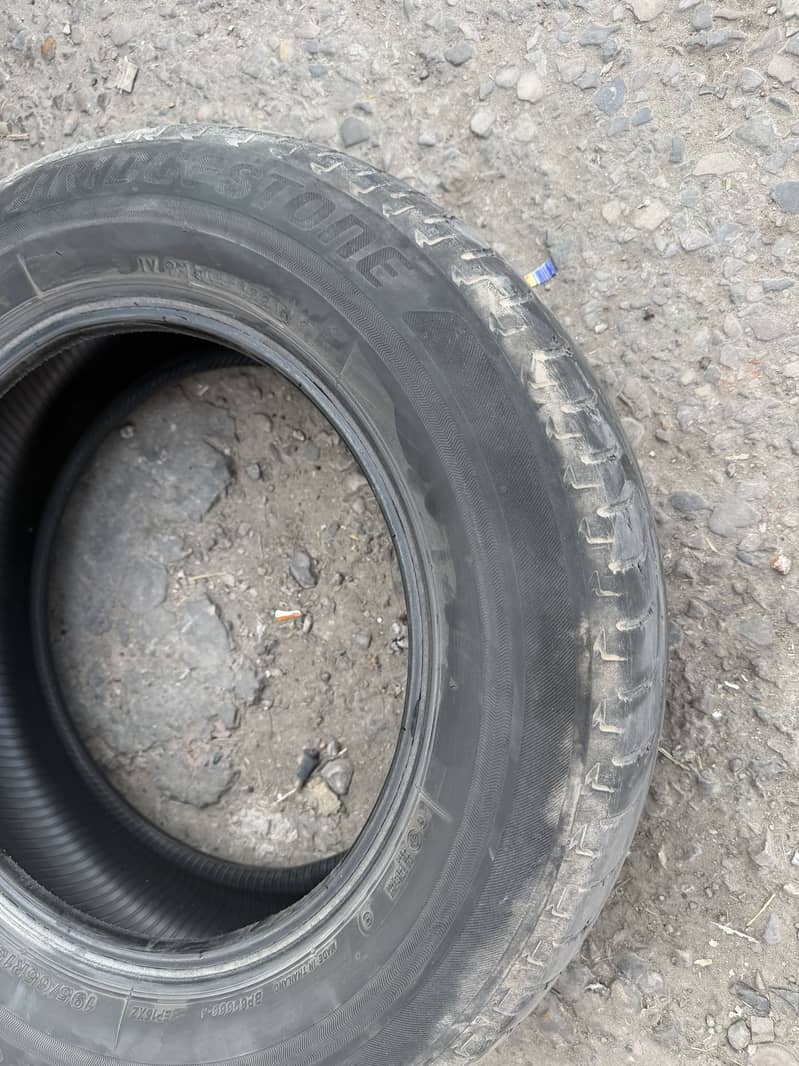 Bridgestone Tyre 4 9